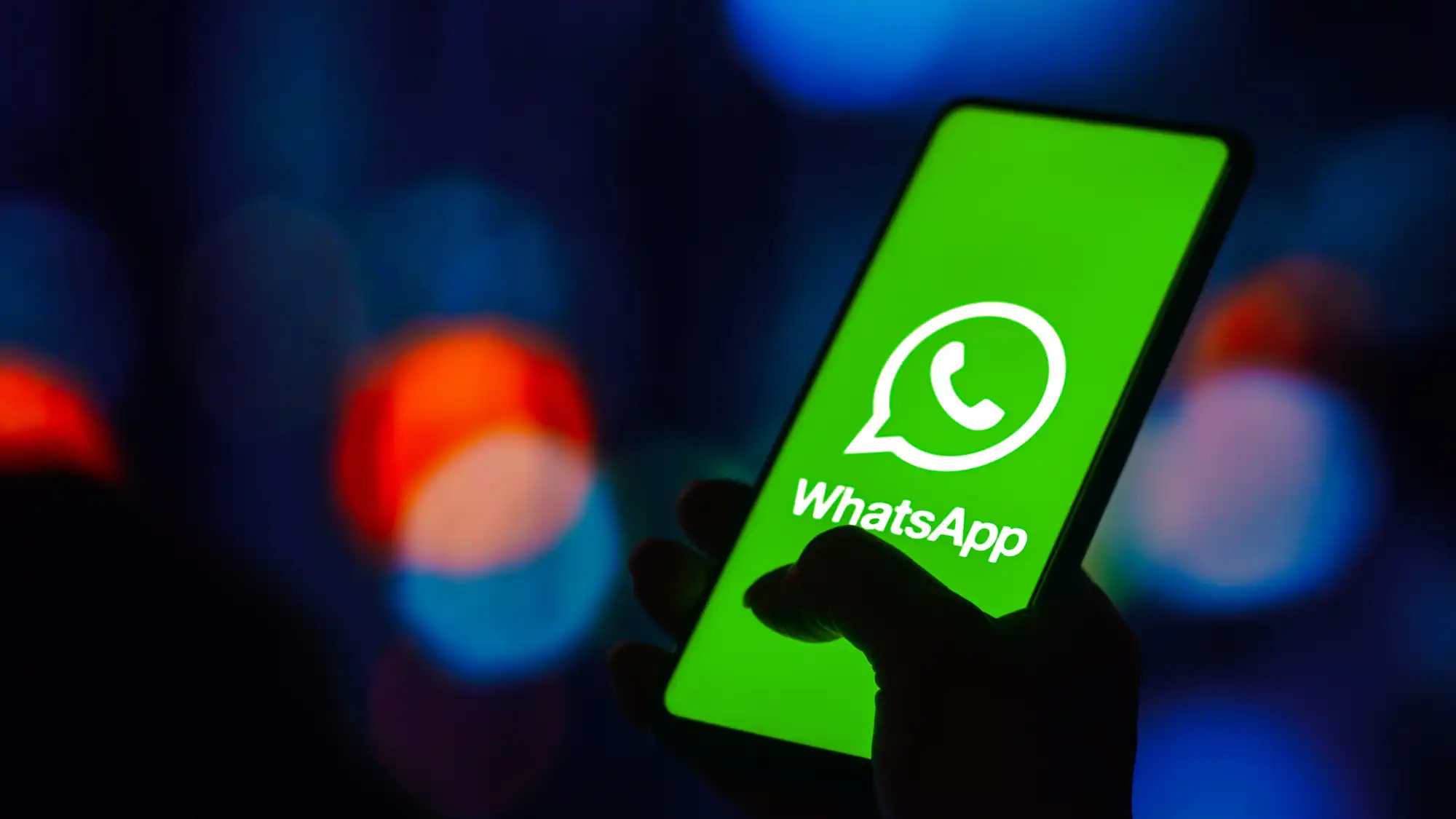 Is purchasing a WhatsApp account the only way to obtain WhatsApp group message data?